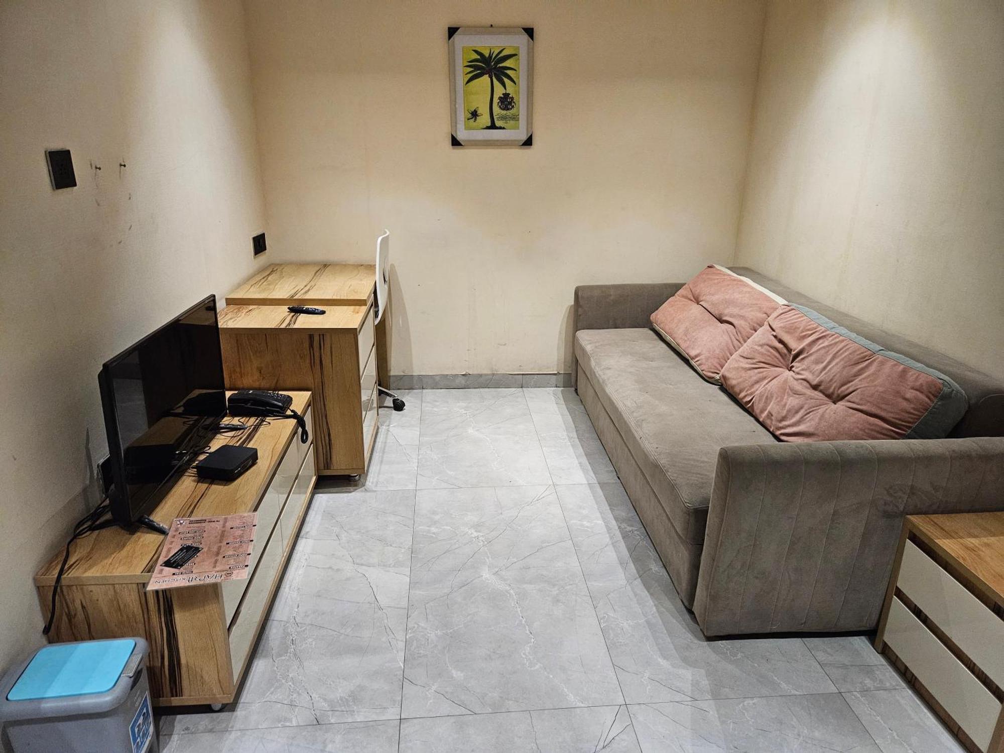 Stayez Studio Apartments Индаур Экстерьер фото